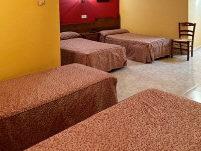 DORMERO Hotel y Albergue Sahagún