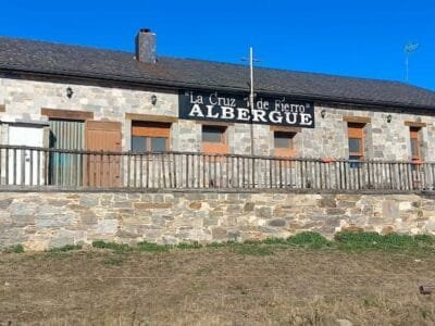 Albergue la Cruz de Fierro