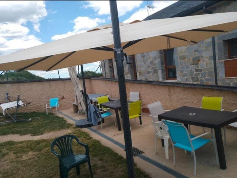 Albergue la Cruz de Fierro