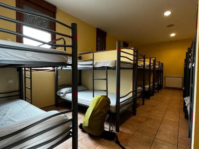 Albergue la Cruz de Fierro