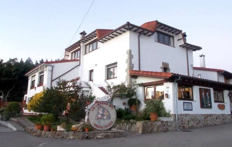 Albergue La Cabaña del Abuelo Peuto